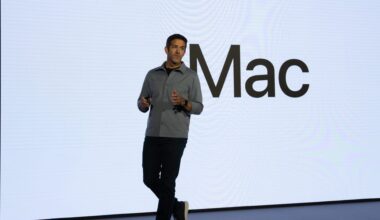 Palmer Luckey Found a VR Relic With Ties to Apple's New CEO