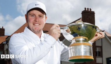 Robert MacIntyre with the Scottish Open trophy