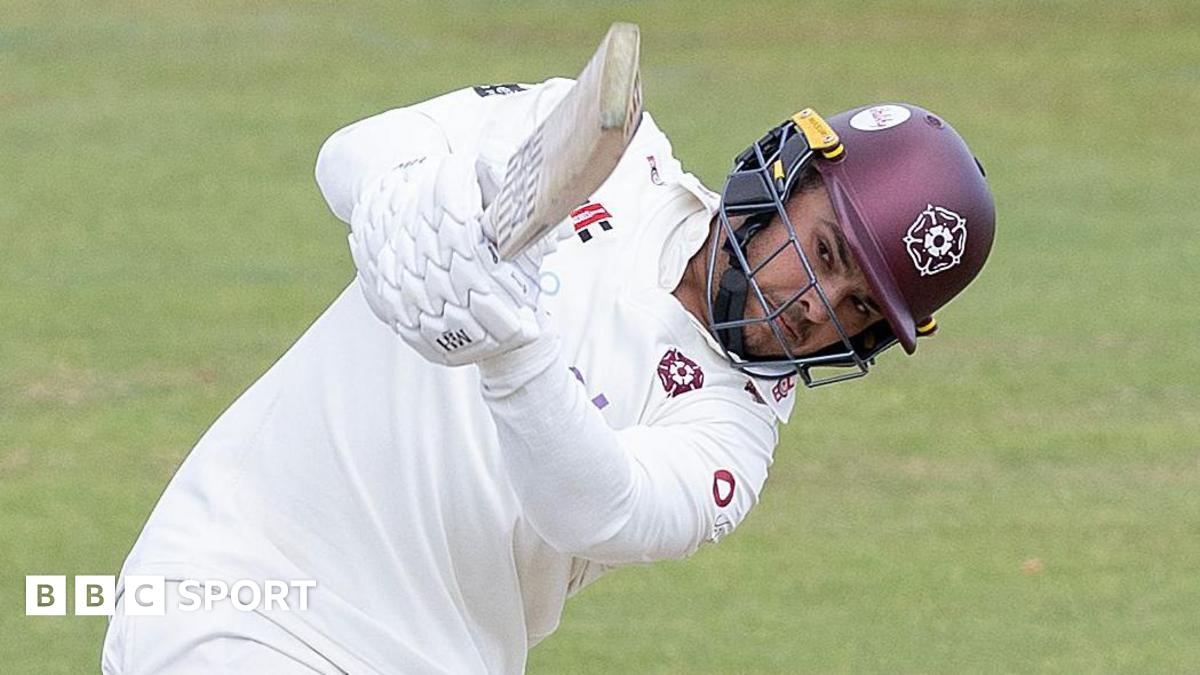 Ricardo Vasconcelos batting for Northants