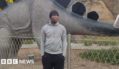 Boy, 14, shot dead and teens arrested for murder - BBC