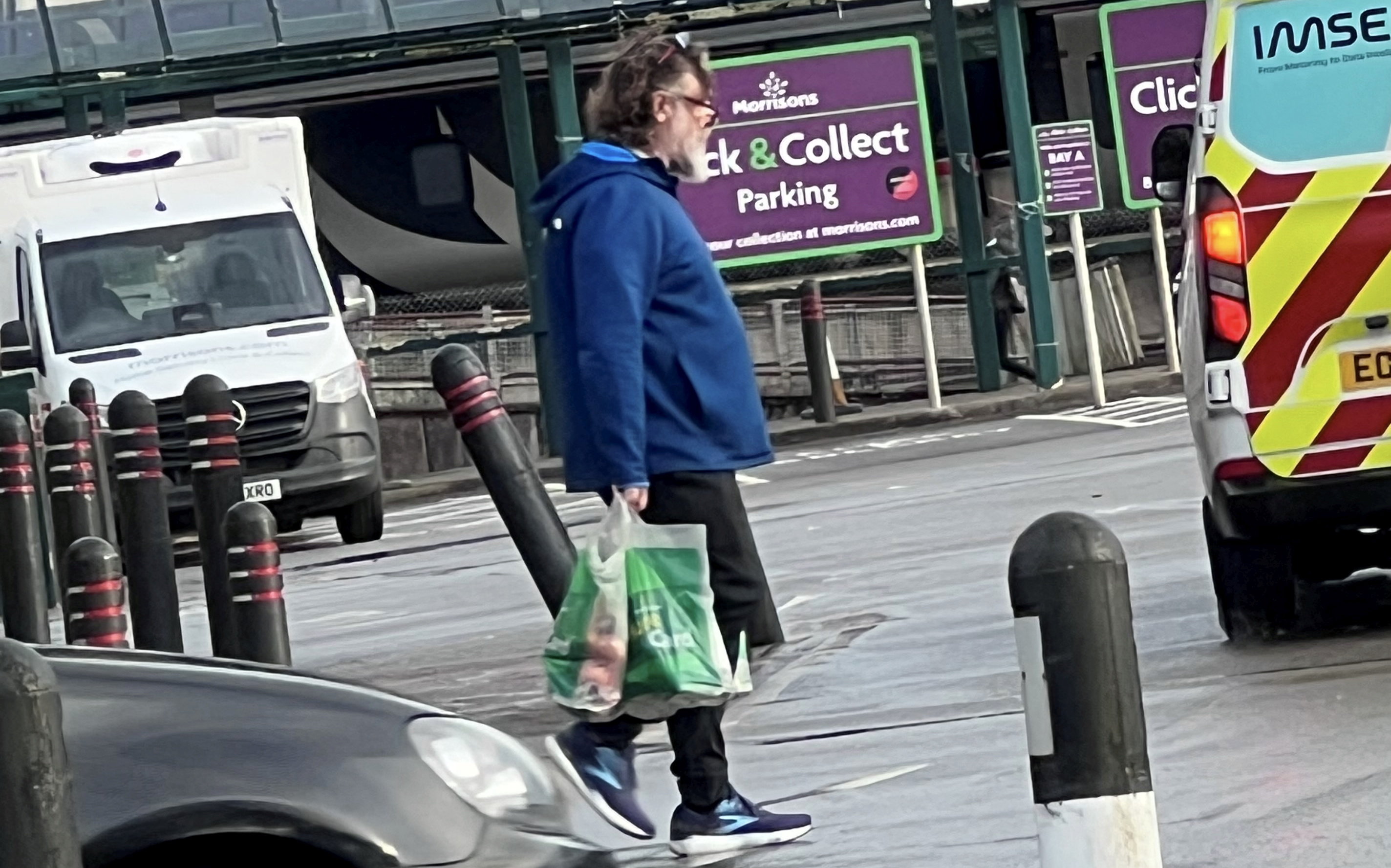 Russell Crowe outside a Morrisons in Fort William, Scotland.