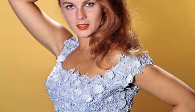 Ann-Margret, 85, Makes Rare Public Appearance Weeks After Breaking Elbow - E! News