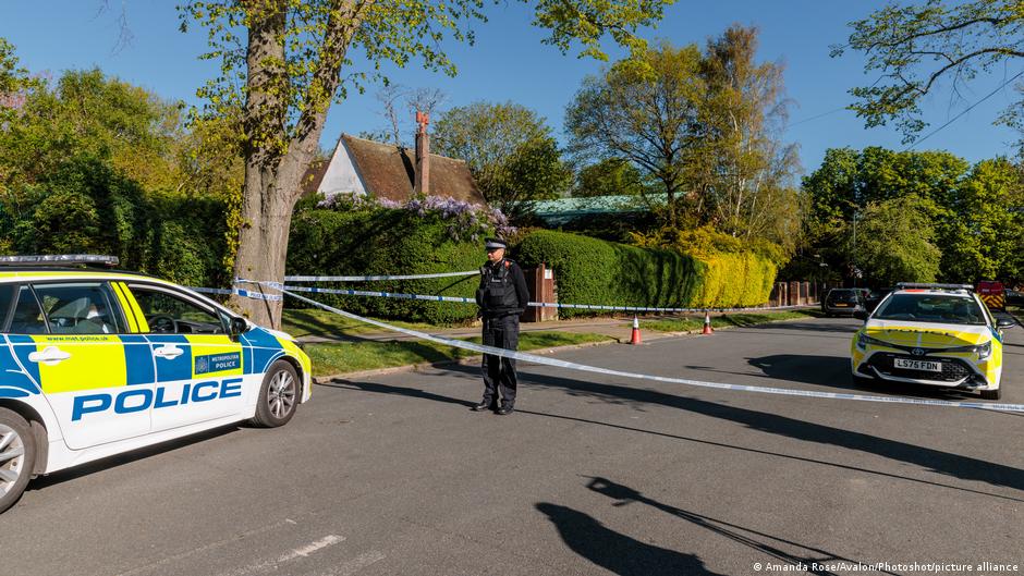 London stabbing being treated as 'terrorist incident'