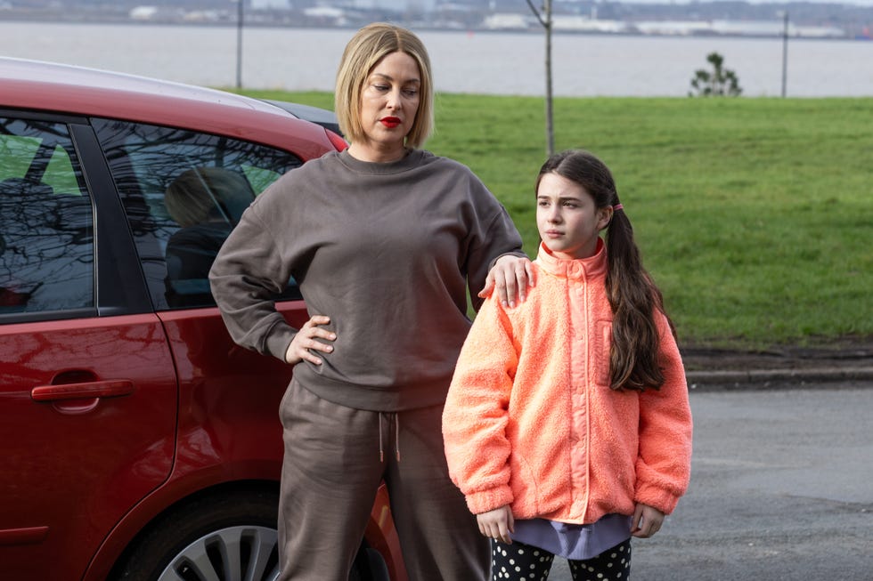 clare devine and tori in hollyoaks