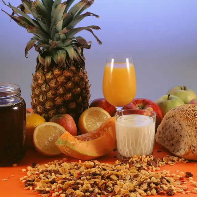 Picture of a mix of fruits and nuts