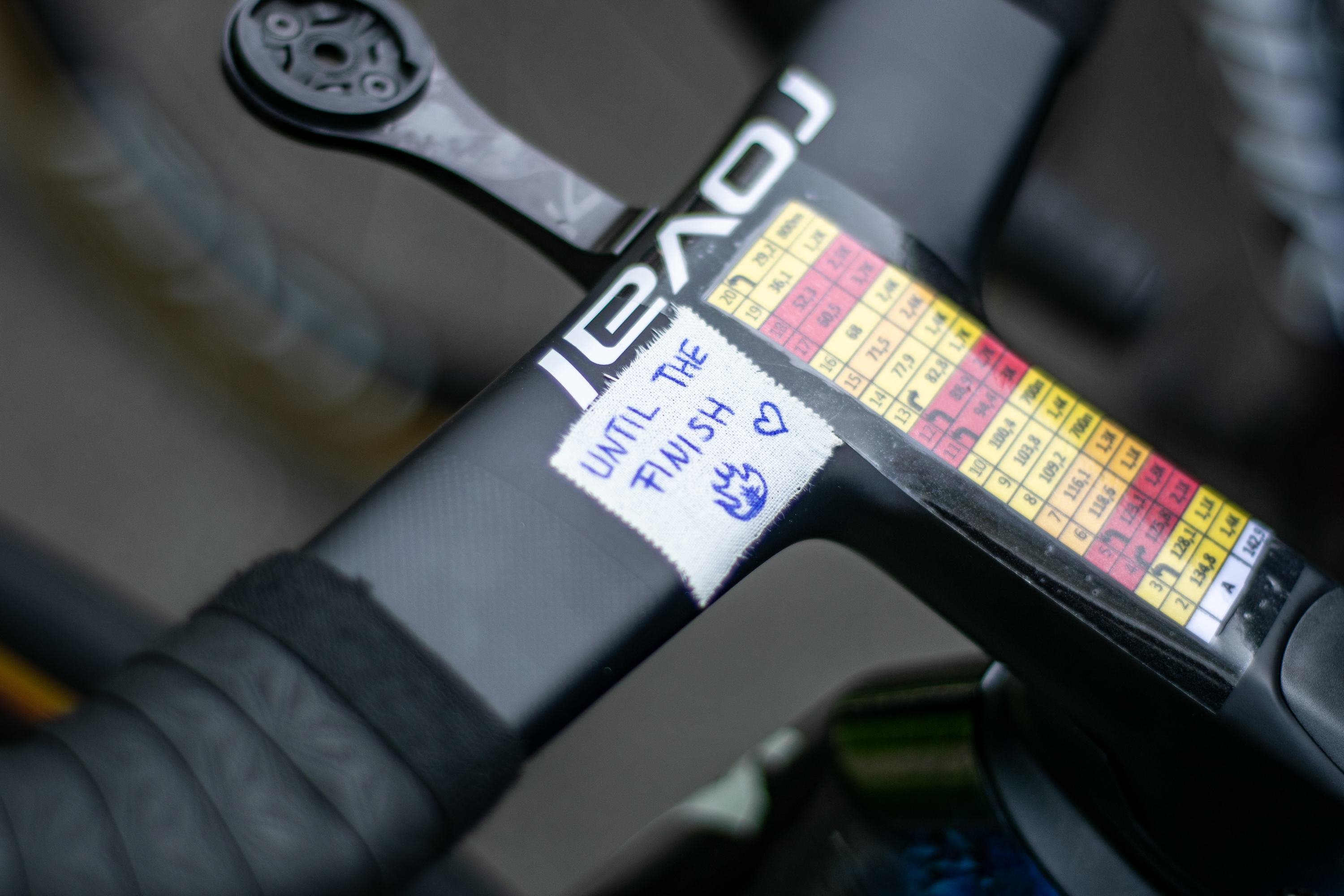 Bikes and tech from the start of Paris-Roubaix Femmes 2026