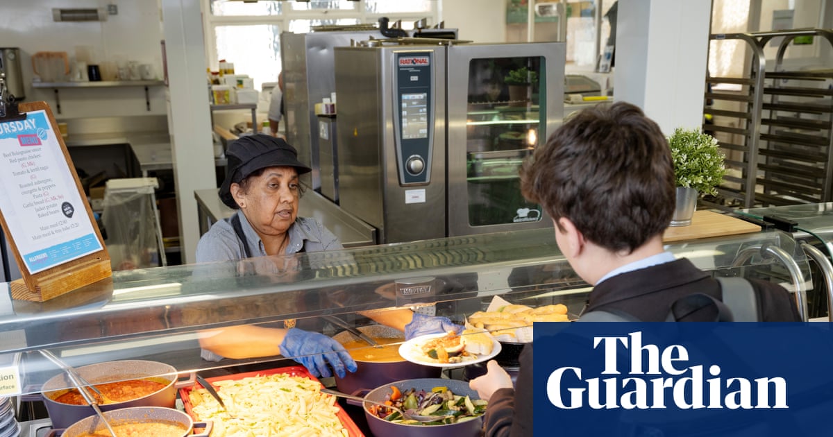 ‘No cheeseburgers … they would go bankrupt’: pupils reject plan to cut fatty foods from lunch menus | School meals
