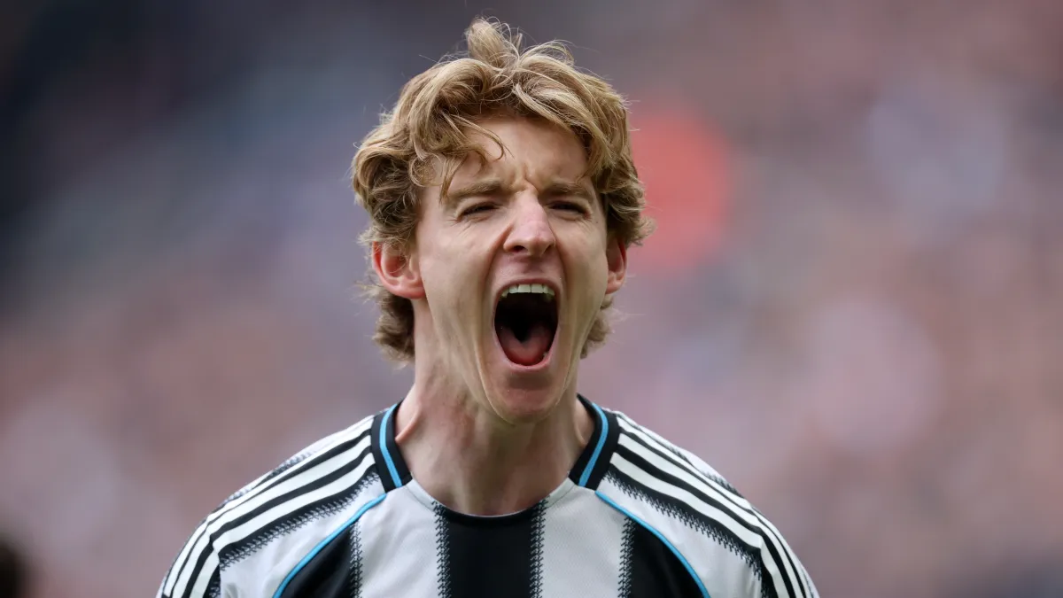 Newcastle put £75m price tag on striker amid Bayern interest