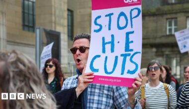 Scottish Parliament election: Where do politicians stand on free tuition?