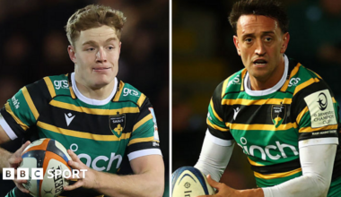 Fin Smith running with the ball in his hands against Saracens in March