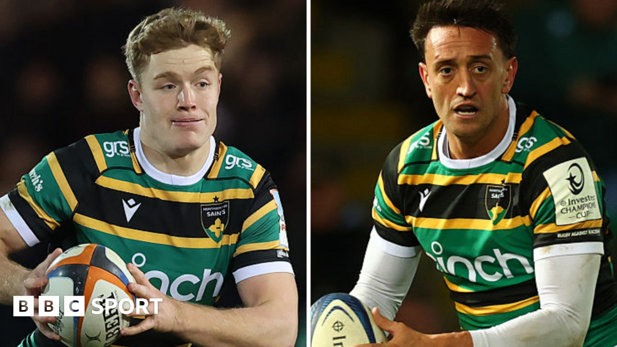 Fin Smith running with the ball in his hands against Saracens in March