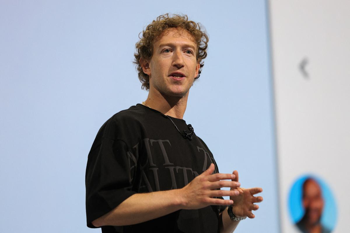 Meta is reportedly building an AI clone of Mark Zuckerberg