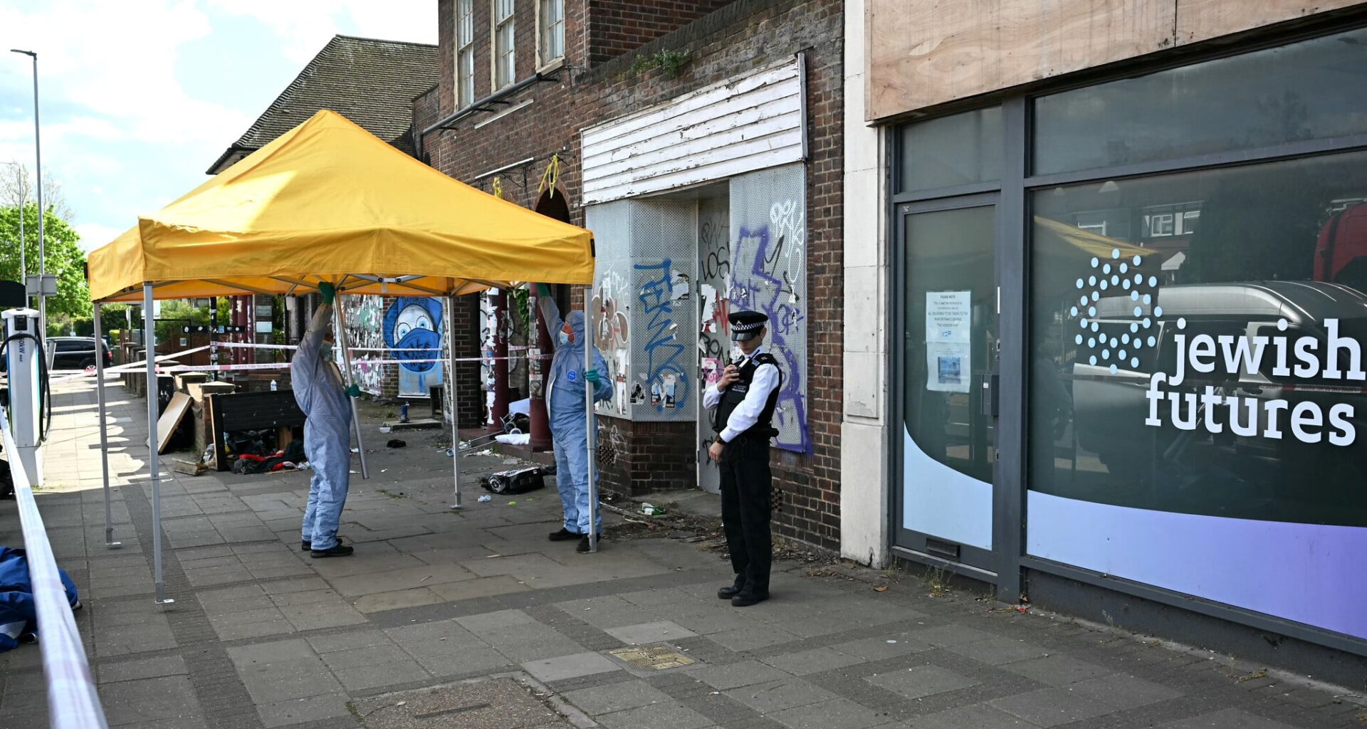 London police probe arson attack on building tied to Jewish organization