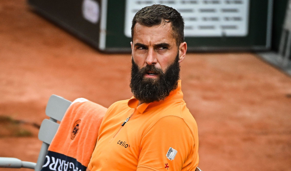 Benoit Paire sitting down