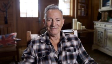 The "unique" singer Bruce Springsteen wrote the best rock love songs