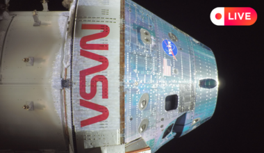 Artemis 2 LIVE: Artemis 2 astronauts report 'burning smell' from Orion toilet