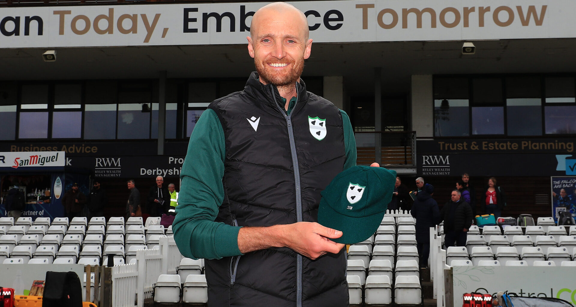 Oliver Hannon-Dalby Loan Extended for Next Four County Championship Matches