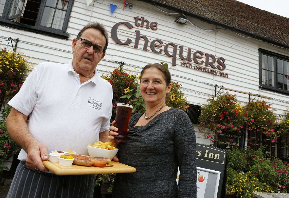 Tracey and Charles Leaver confirm departure after 32 years at The Chequers Inn, Laddingford near Maidstone