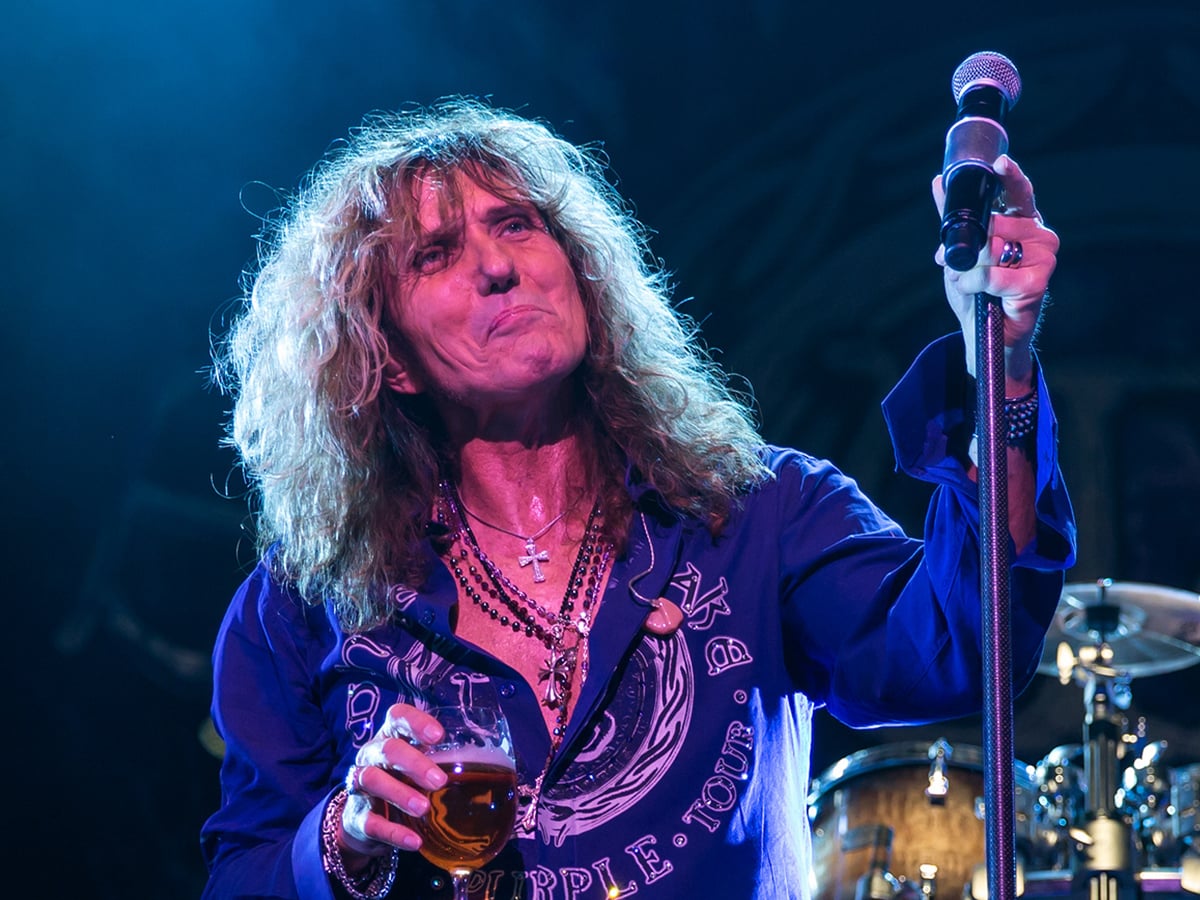 The mental day Whitesnake singer David Coverdale fought a bear