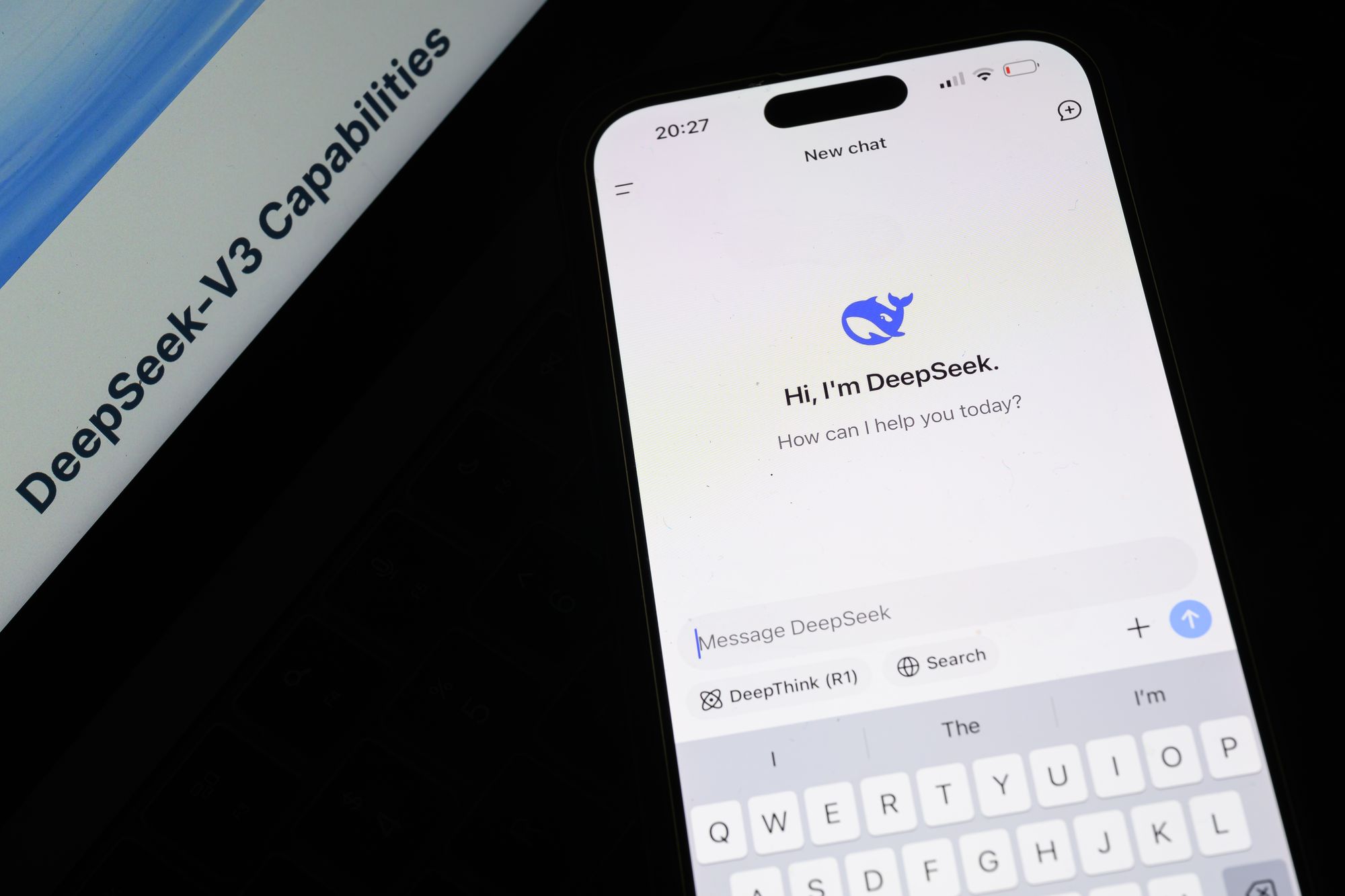 DeepSeek search page is displayed on a mobile phone