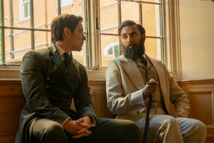 Two men having a conversation.