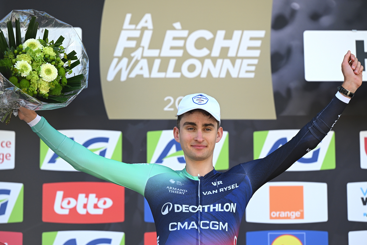 Paul Seixas celebrates victory on the podium of La Fl&egrave;che Wallonne 2026