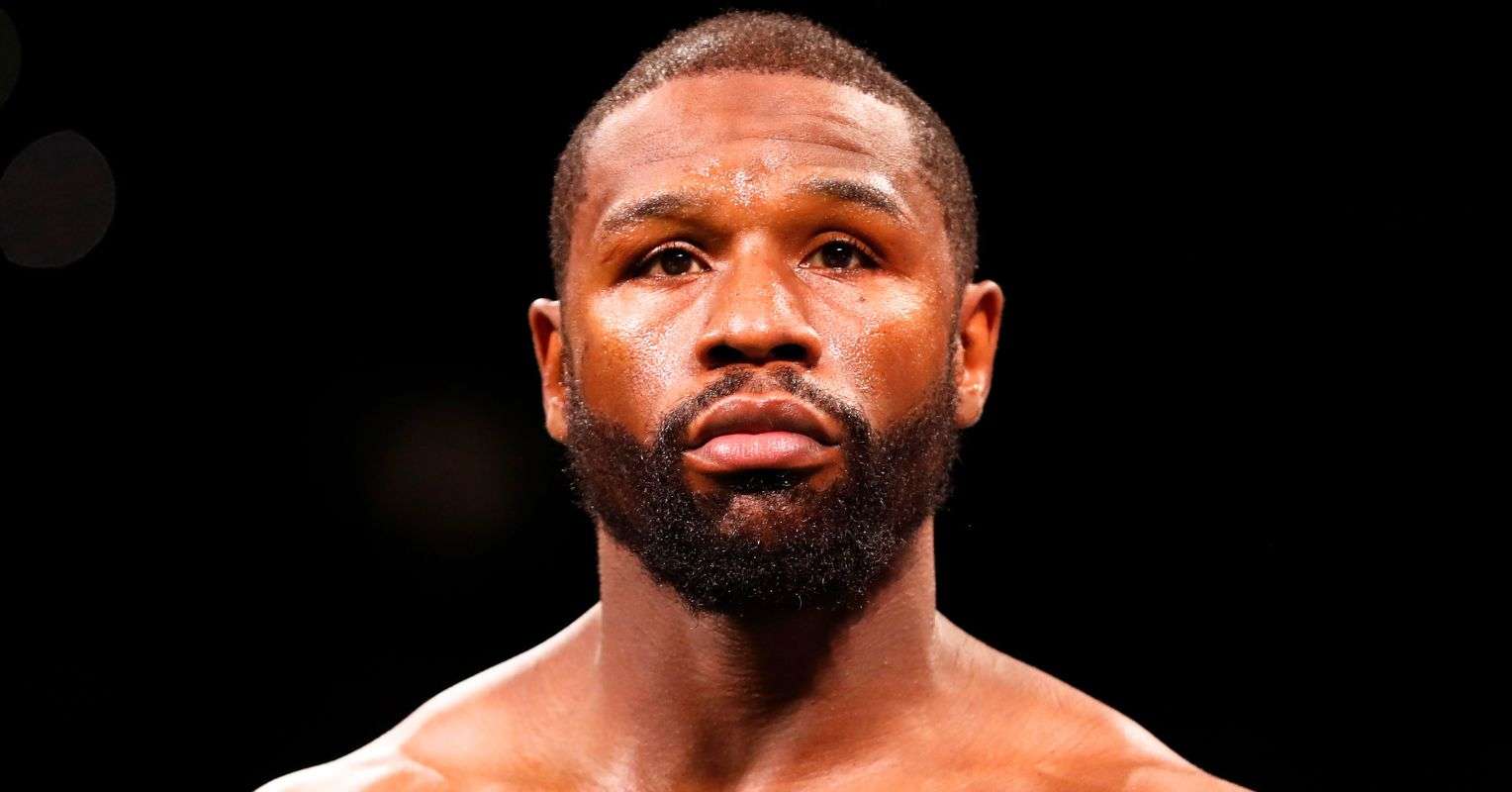 Floyd Mayweather forced to choose between two fights after ‘breach of contract’