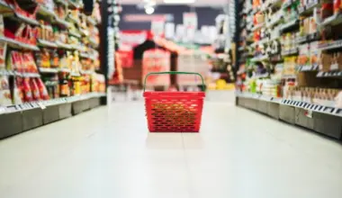 Households tighten belts as economy bites - eNCA