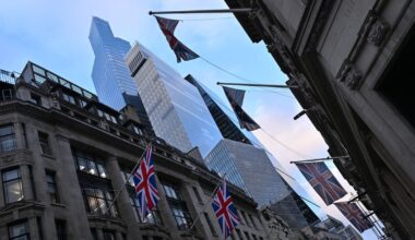 Head of UK data watchdog voluntarily steps aside amid HR probe – POLITICO