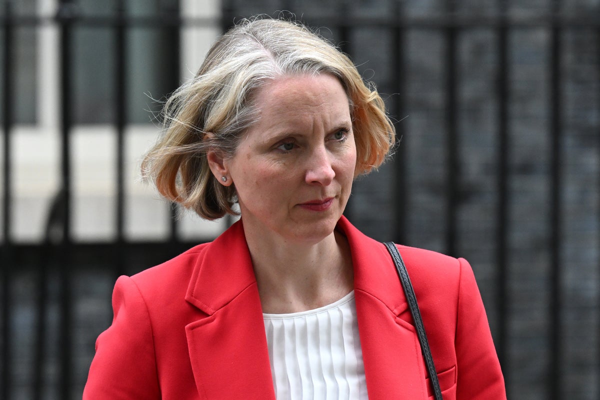 Ministers pledge £90m to help save birds, beavers and beetles from extinction