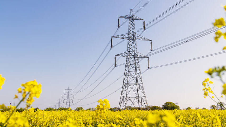 UK to streamline planning rules to unlock grid infrastructure