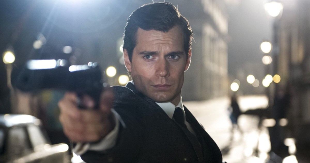 Henry Cavill ‘Would Love’ To Be in James Bond Reboot but Not as 007