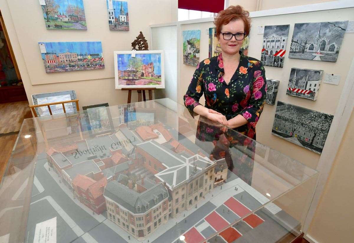 Newark Town Hall Museum and Art Gallery seeking new volunteers to join team