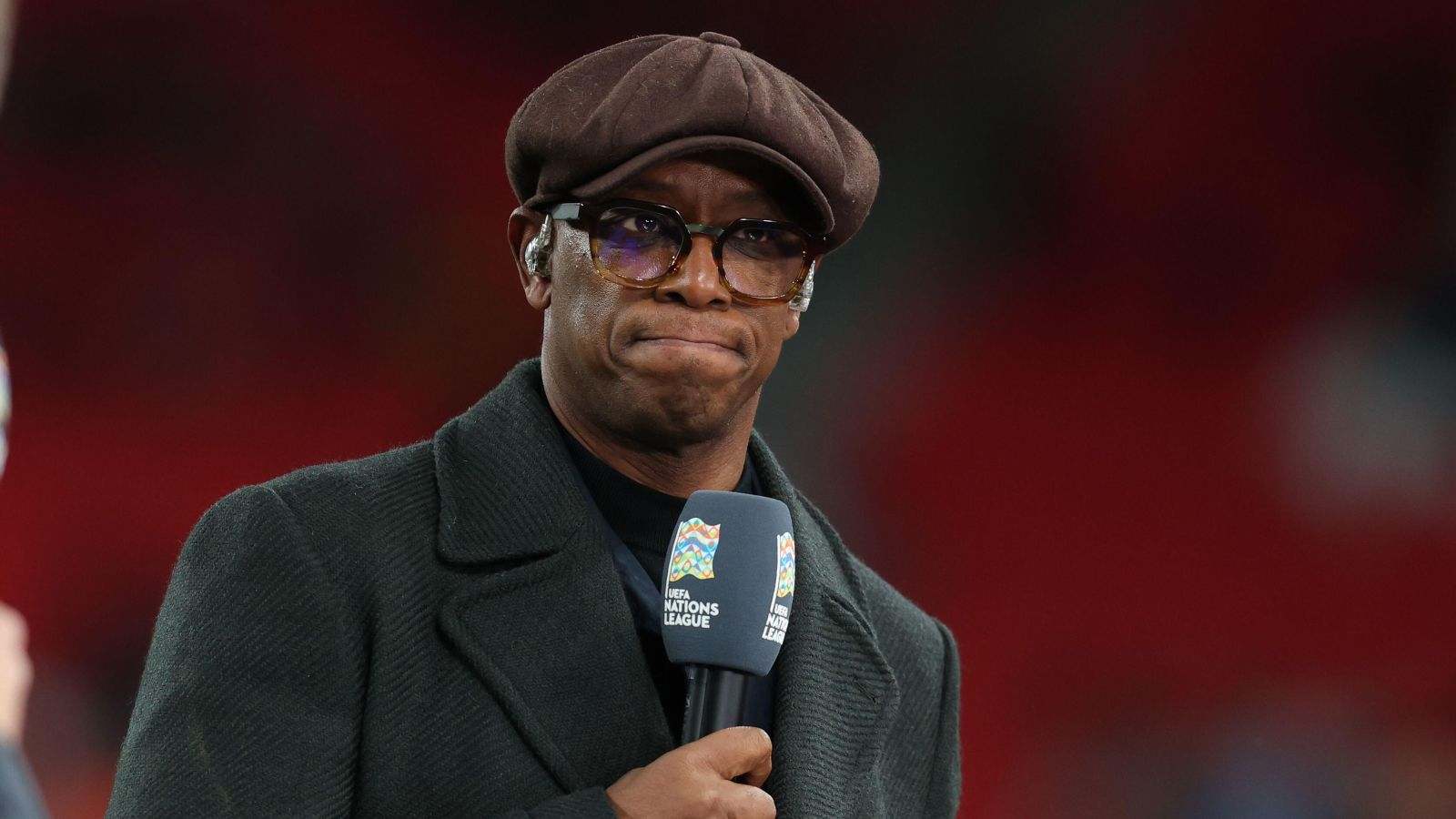 Arsenal: Wright asks why Man Utd aren't getting same 'pathetic' criticism