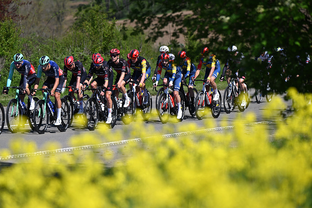A general view of the peloton competing during the 90th La Fleche Wallonne