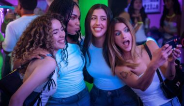 An Uneven College Comedy With Two Terrific Leads