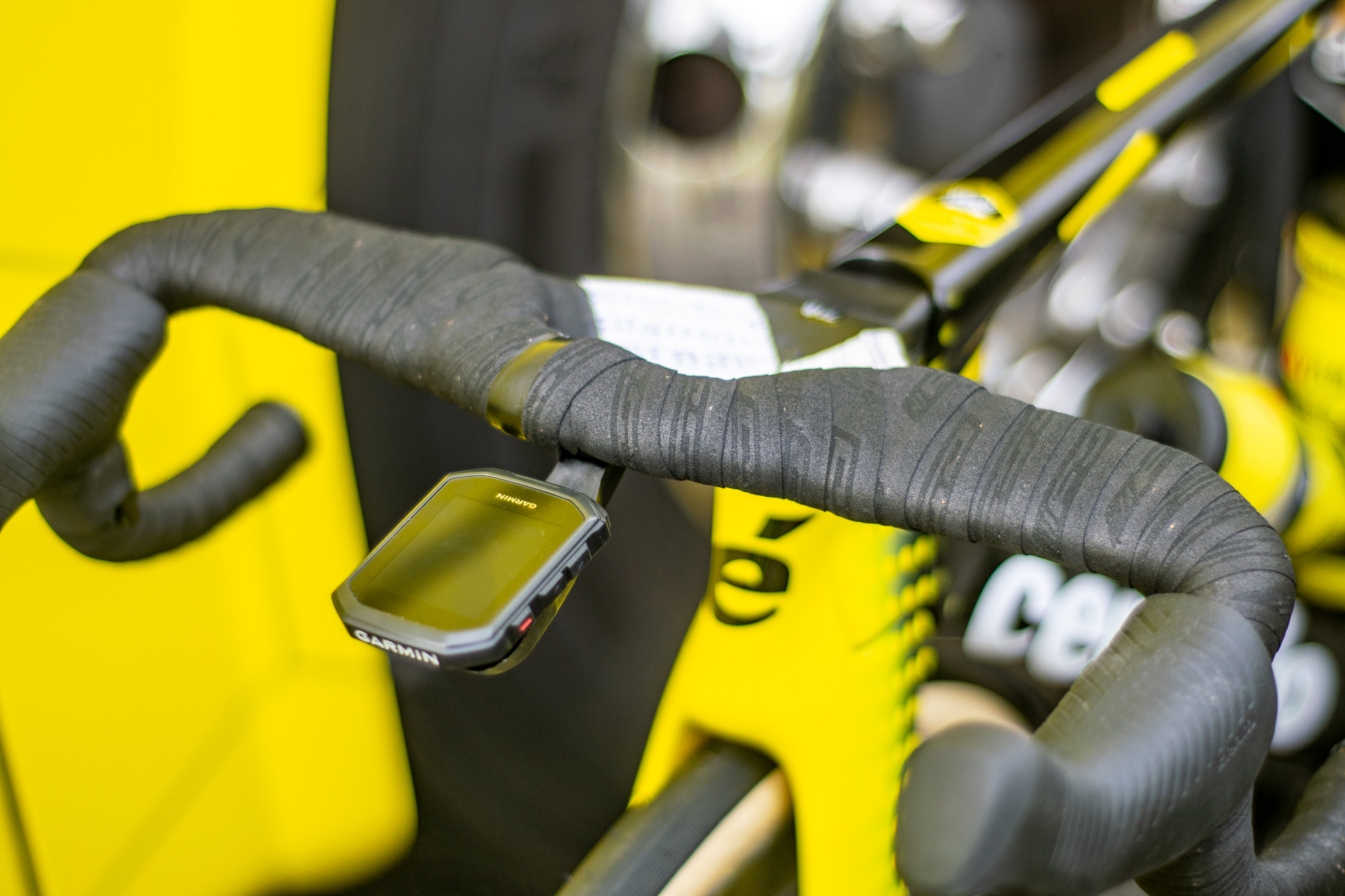 Bikes and tech from the start of Paris-Roubaix Femmes 2026