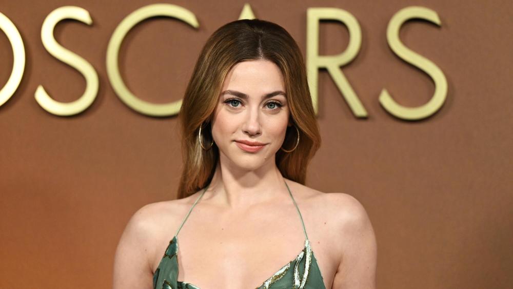 Lili Reinhart Says Male Director Told Her: 'Suck in Your Stomach'