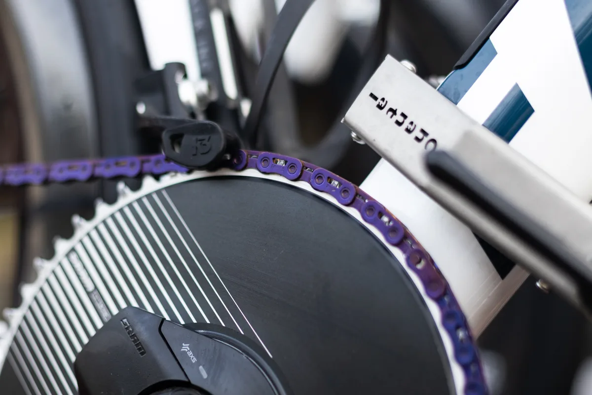 SRAM Force chain