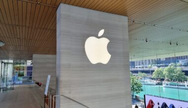 Q1 smartphone shipment growth is a stunner as Apple and Samsung swap places