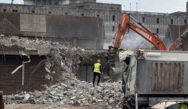 Demolition of Park Mall shopping centre in Ashford begins as diggers tear down site