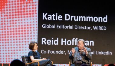 Reid Hoffman Thinks Doctors Should Ask AI for a Second Opinion