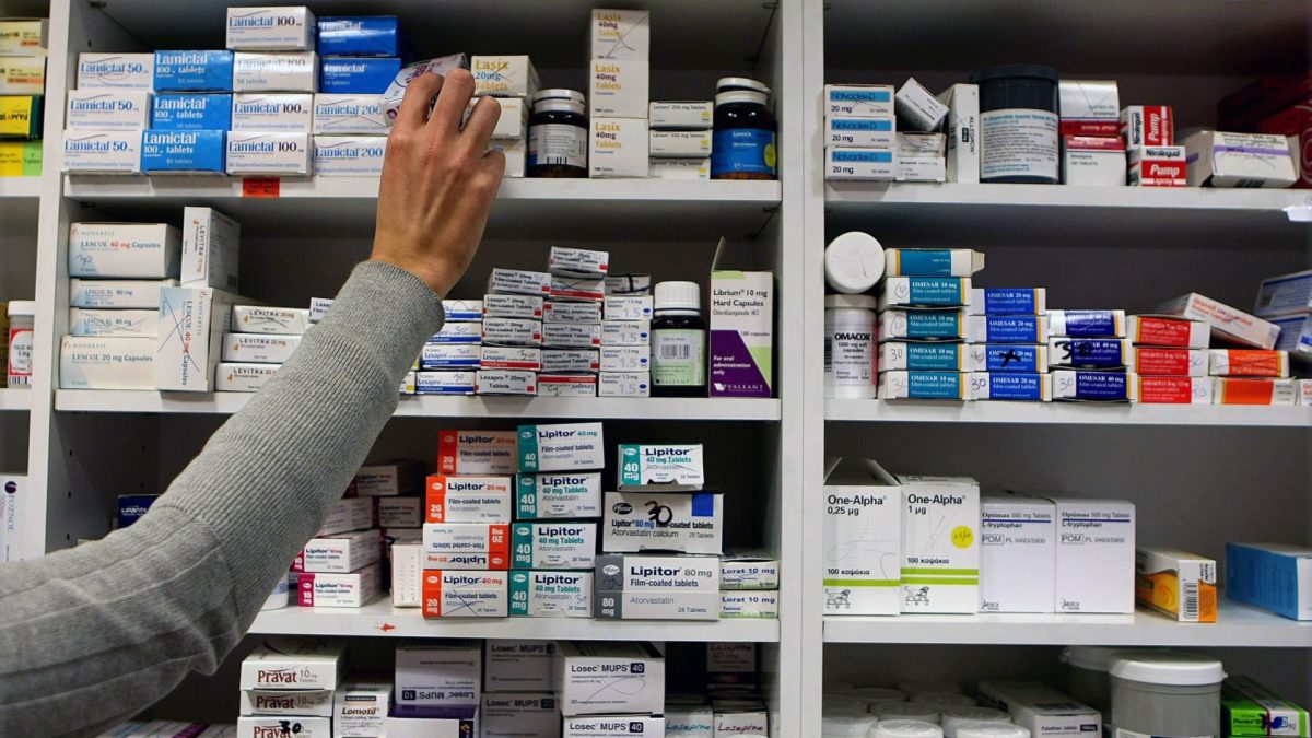 Packet of painkillers costs £9 as soaring medicine prices push pharmacies to brink