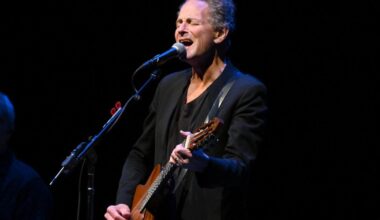 Fleetwood Mac legend Lindsey Buckingham has ‘unknown substance’ poured over him in attack