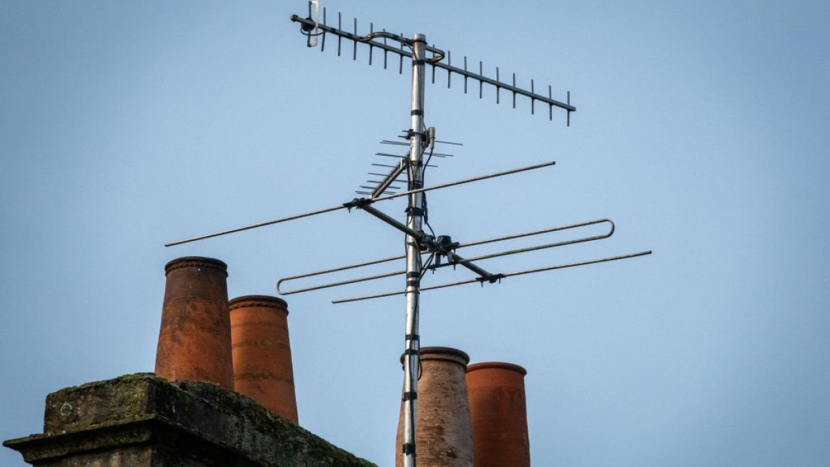 BBC warns programmes will be cut unless TV goes online-only