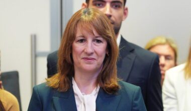 Cash ISA savers will face new tax blow after Reeves's rule change