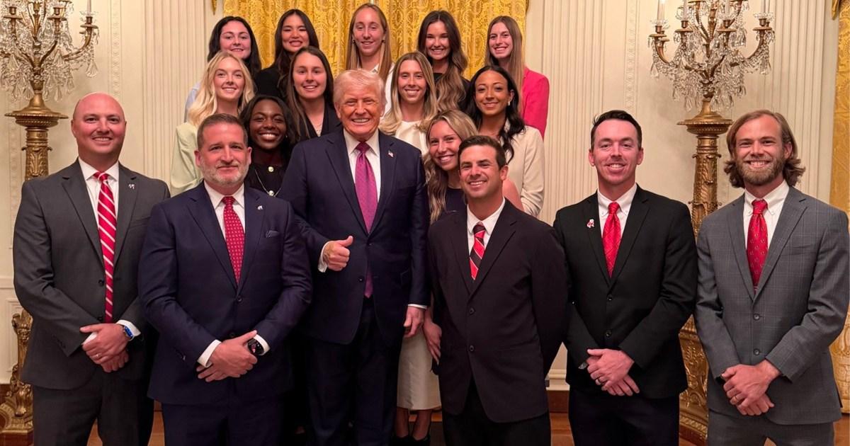 Trump did the most Trump thing posing for a photo with a women's tennis team | News US