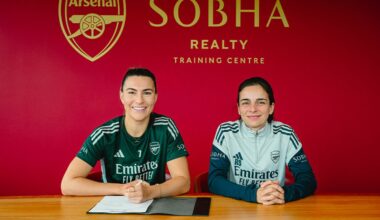 Steph Catley signs new contract | News