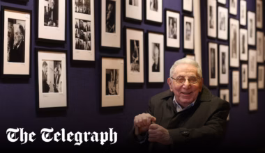 Mark Gerson, photographer who captured relaxed images of Britain's literary lions – obituary