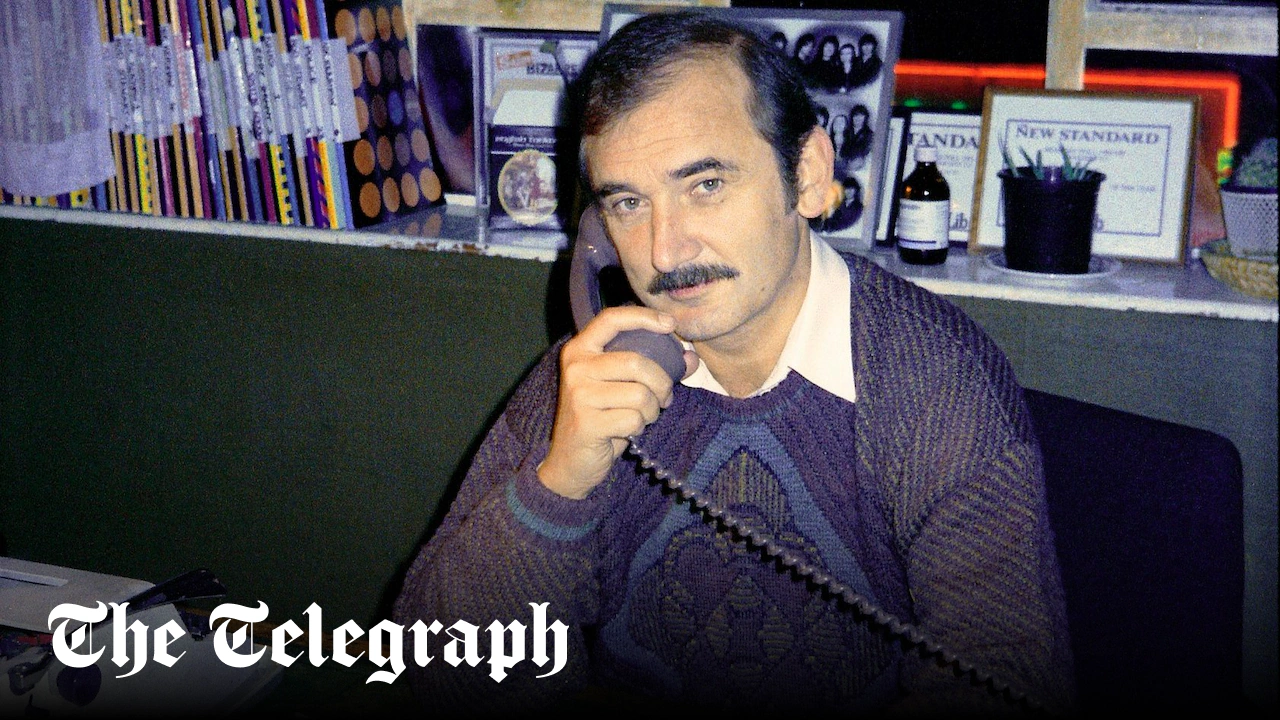 Keith Altham, pop PR maestro who gave Jimi Hendrix the idea of setting fire to his guitar – obituary